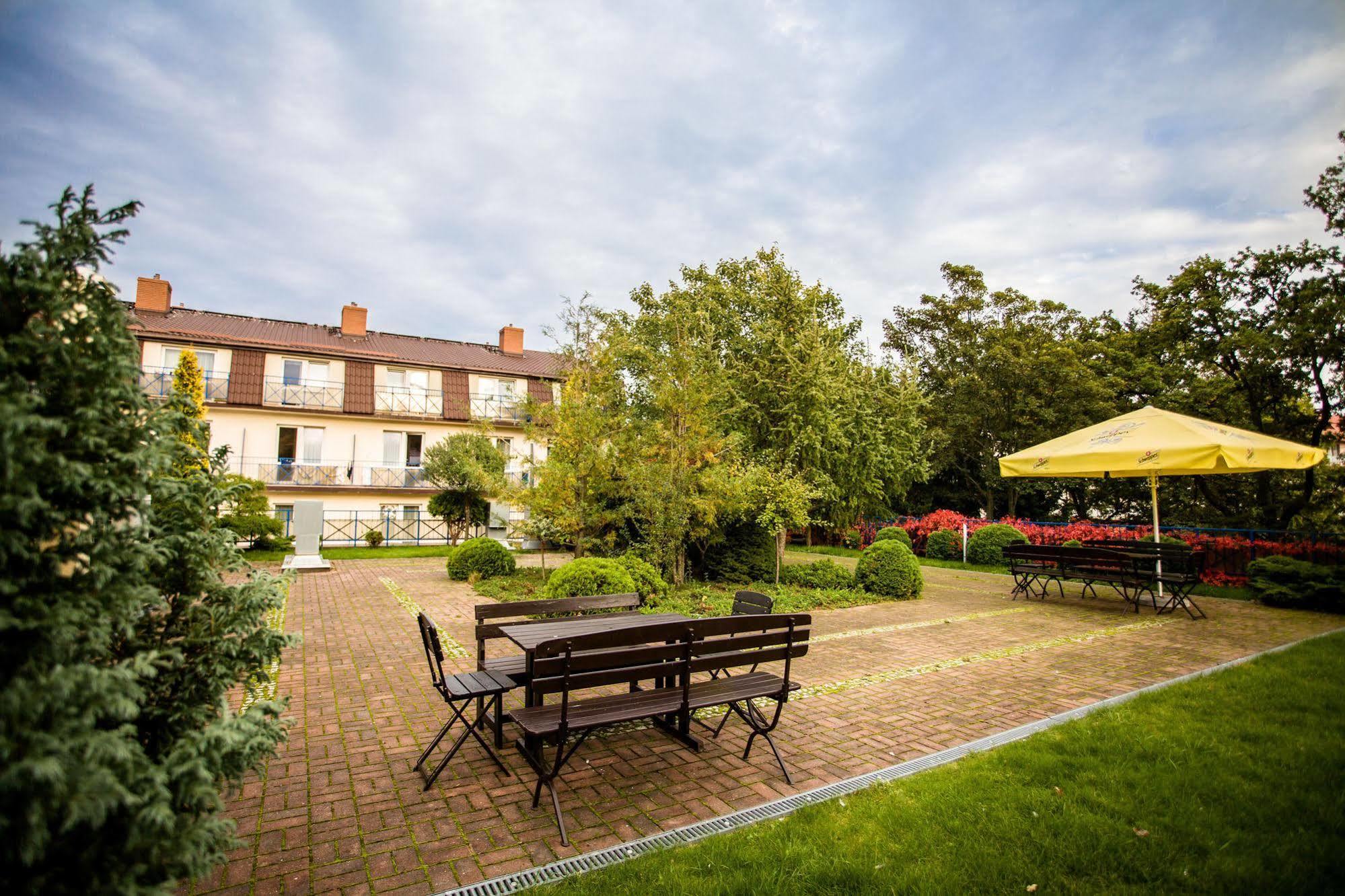 Hotel *** Nat Kolobrzeg Kołobrzeg Exterior foto